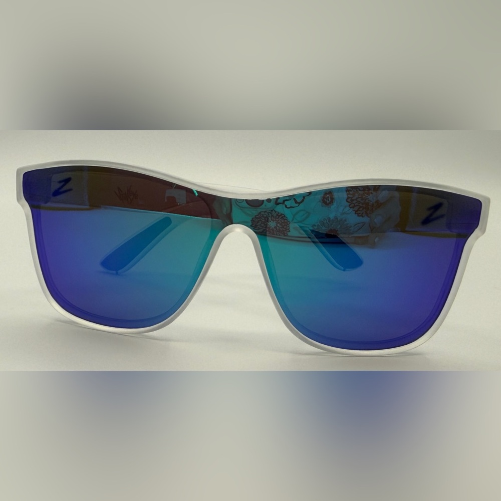 Sunglasses with Blue Lenses
